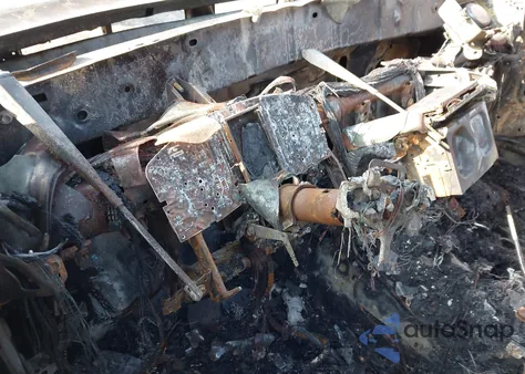 2017 Toyota Tacoma Sr5 z USA, uszkodzony, nr VIN 5TFAX5GN8HX080214